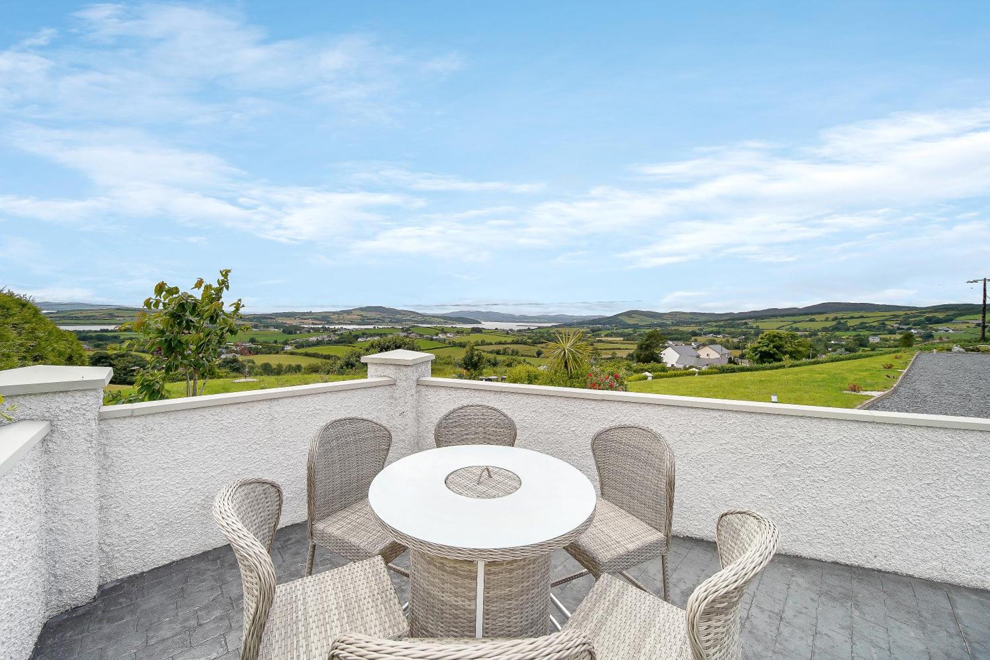 Seaview Lodge Apartment 'Sleeping 4 Guests' Rockstown 외부 사진